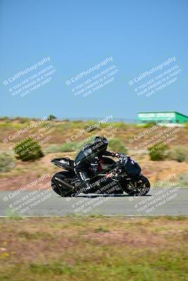 media/Apr-21-2024-TrackXperience (Sun) [[1a8d4e68db]]/Level 3/Session 1 (Turn 2)/